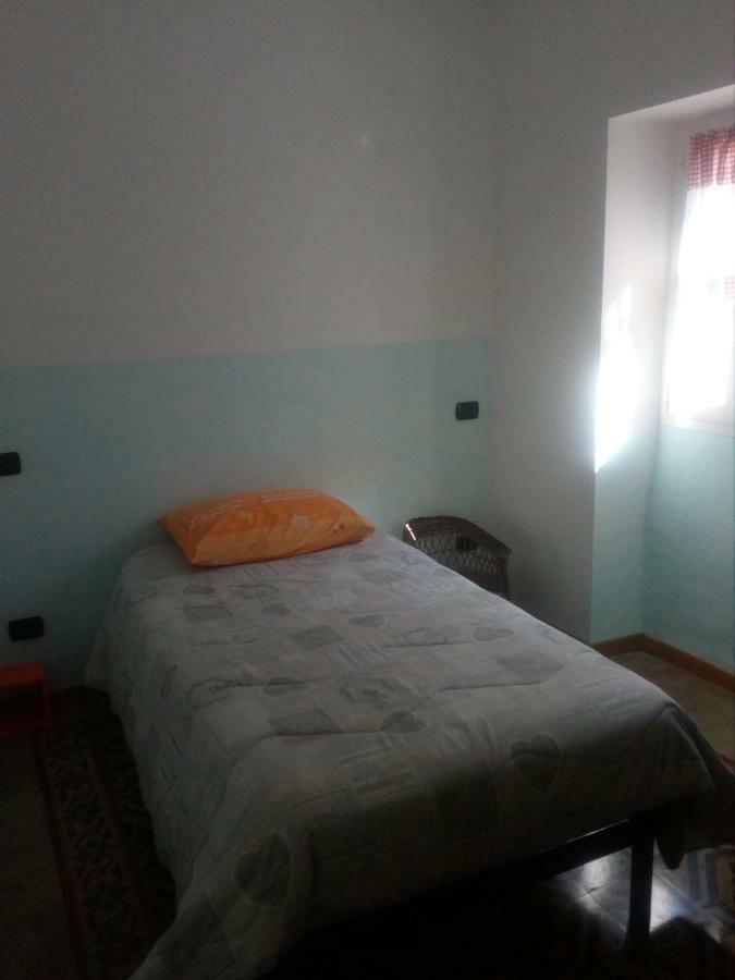 B&B Le Calegare Diano Castello Bagian luar foto